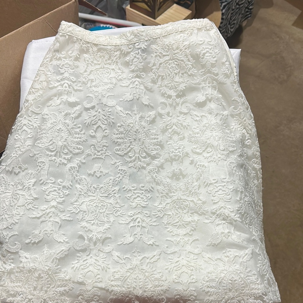Elegant beautiful white lace Skirt